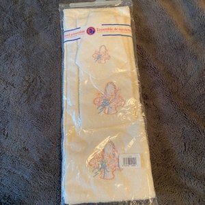 2/$40 Towel Set 3 piece New